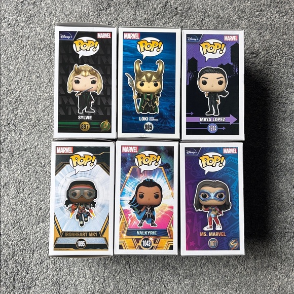 Funko Pop Marvel Set - Picture 2 of 3